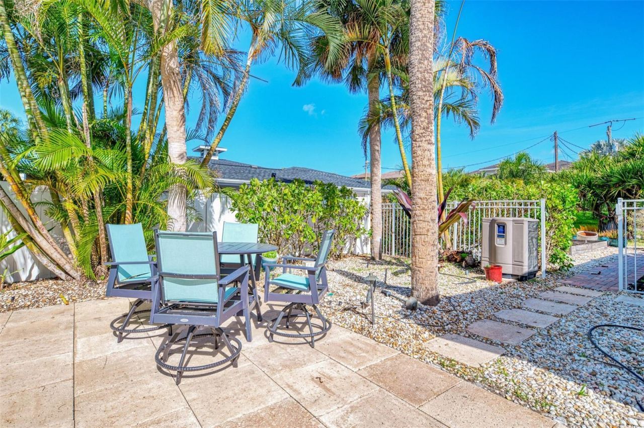 5628 Cape Leyte Drive, Sarasota, FL 34242 Photo