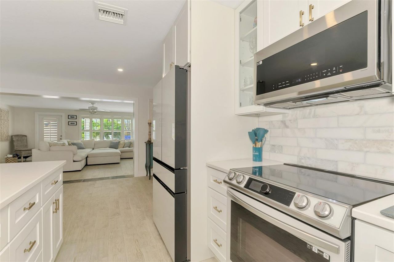 5628 Cape Leyte Drive, Sarasota, FL 34242 Photo