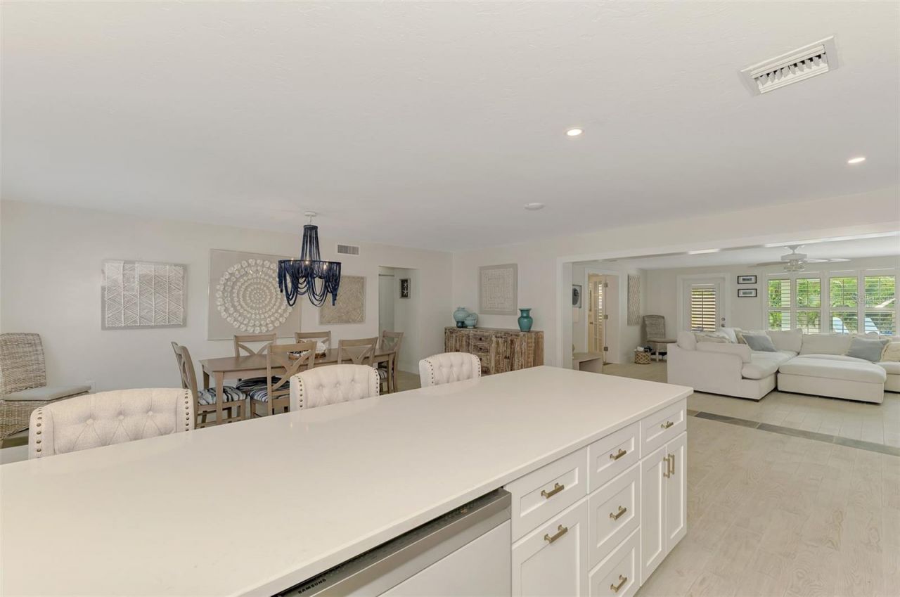 5628 Cape Leyte Drive, Sarasota, FL 34242 Photo