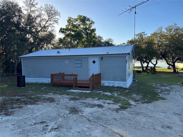 212 ASHLEY STREET , HAWTHORNE, FL 32640