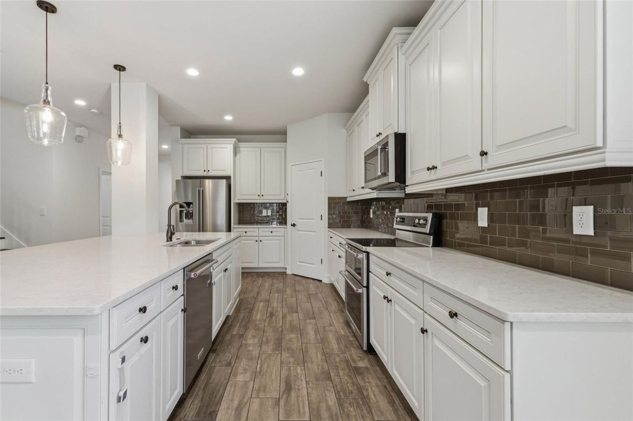 33140 Azalea Ridge Drive , Wesley Chapel, FL 33545 Photo