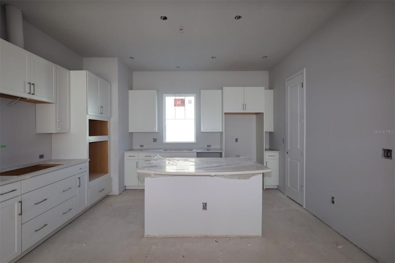 466 31st Way N, Unit 9, Saint Petersburg, FL 33713 Photo