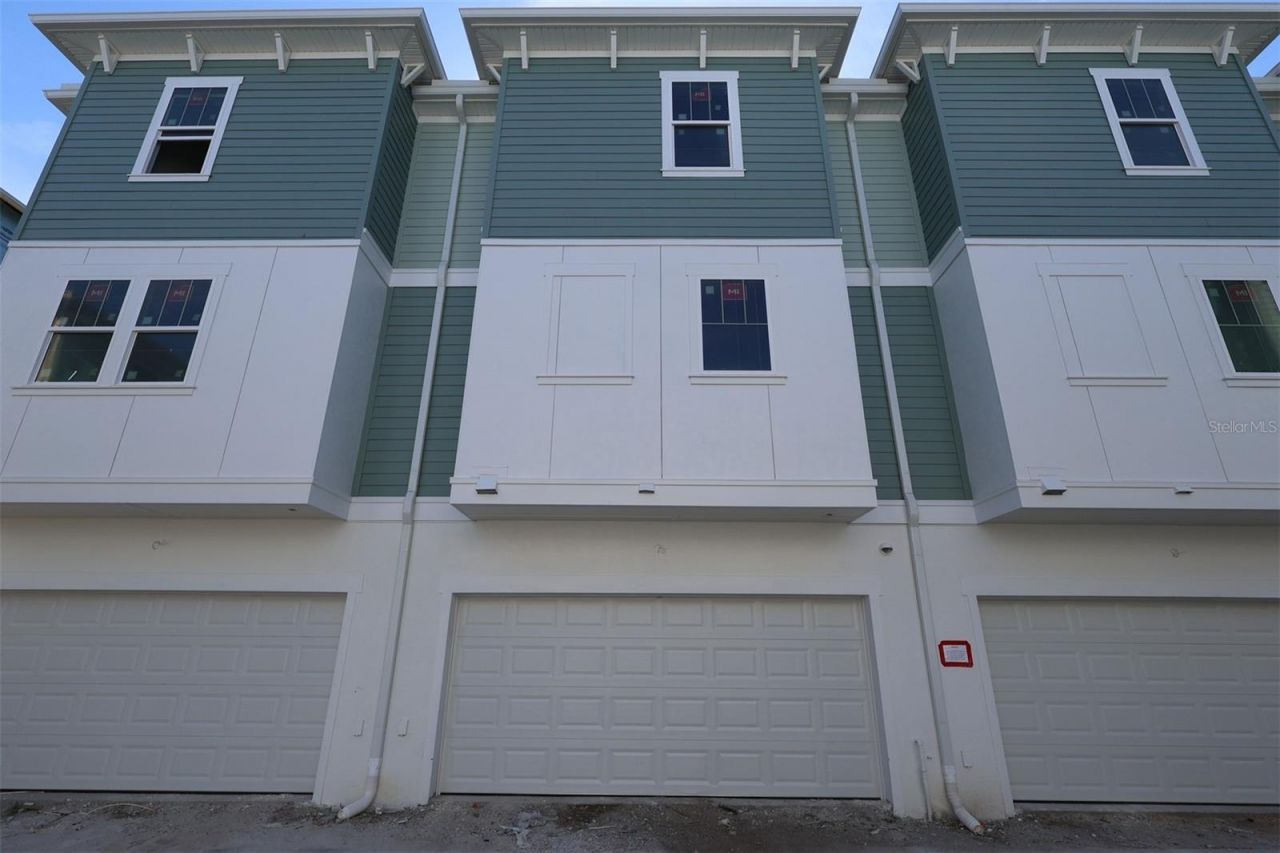 466 31st Way N, Unit 9, Saint Petersburg, FL 33713 Photo
