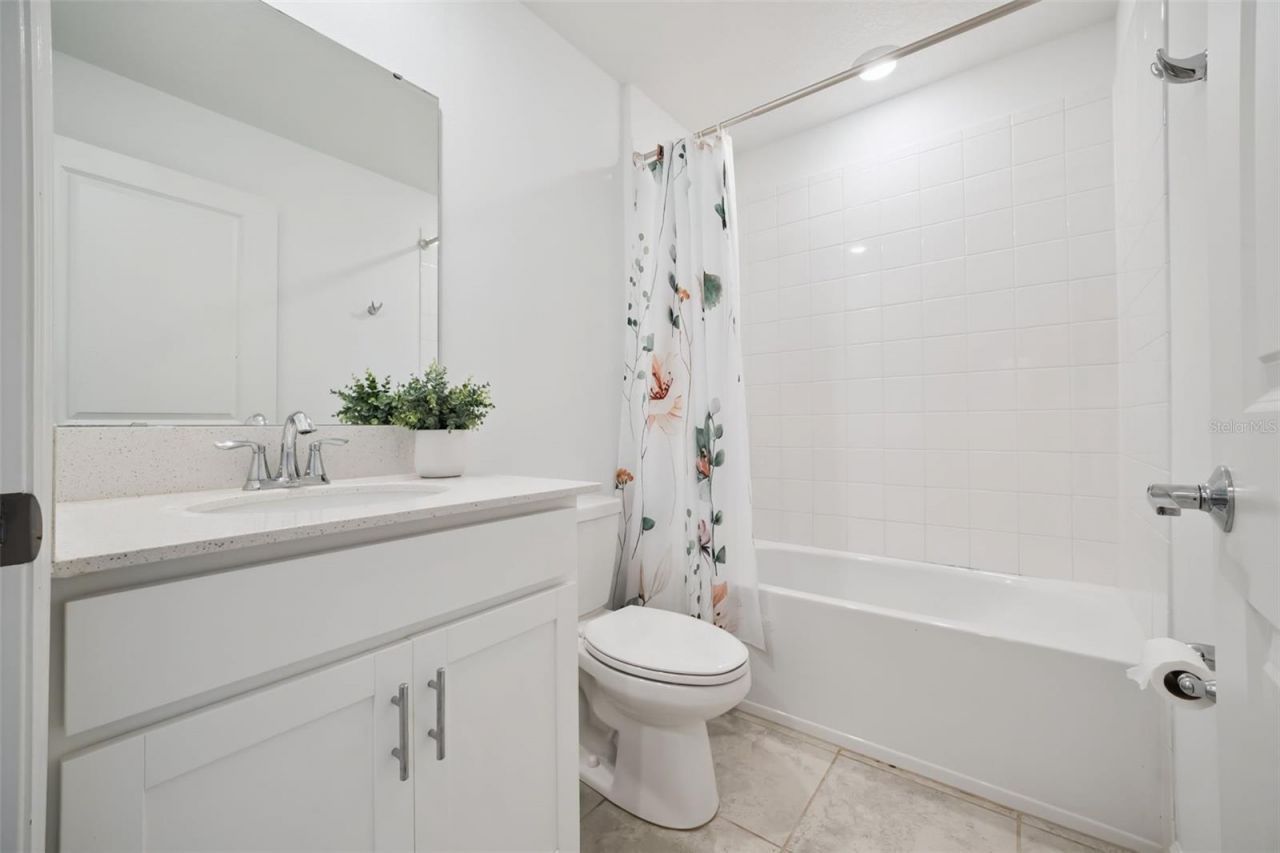 893 Laurel View Way, Groveland, FL 34736 Photo