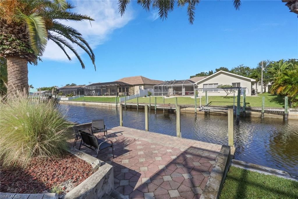 2146 SE 18th Ave, Cape Coral, FL 33990 Photo
