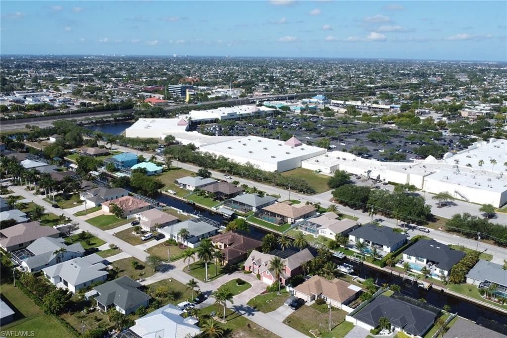 2146 SE 18th Ave, Cape Coral, FL 33990 Photo