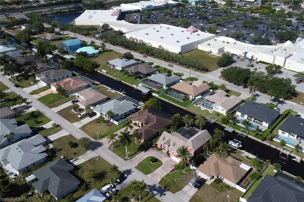 2146 SE 18th Ave, Cape Coral, FL 33990 Photo