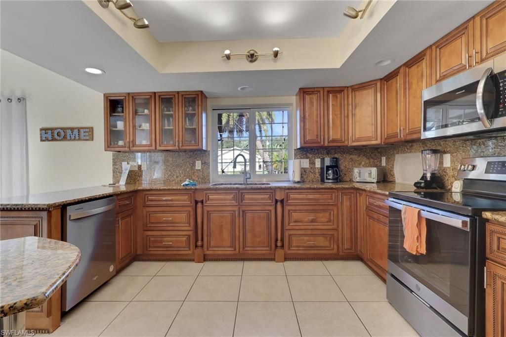 2146 SE 18th Ave, Cape Coral, FL 33990 Photo
