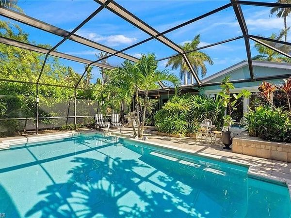 792 108th AVE N, NAPLES, FL 34108