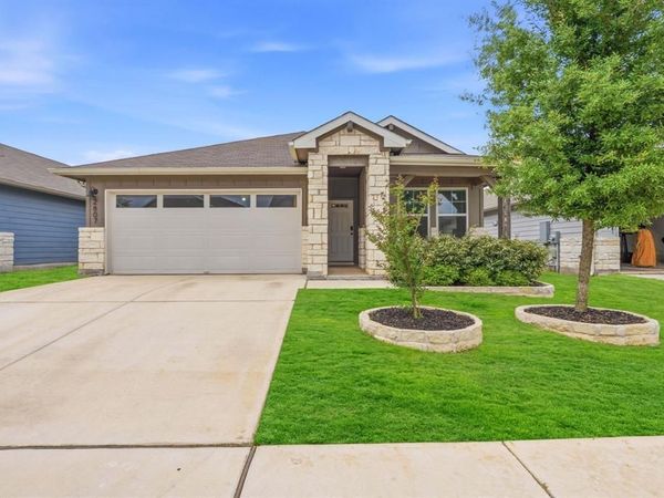 2807 Rustic Hills DR, Round Rock, TX 78665