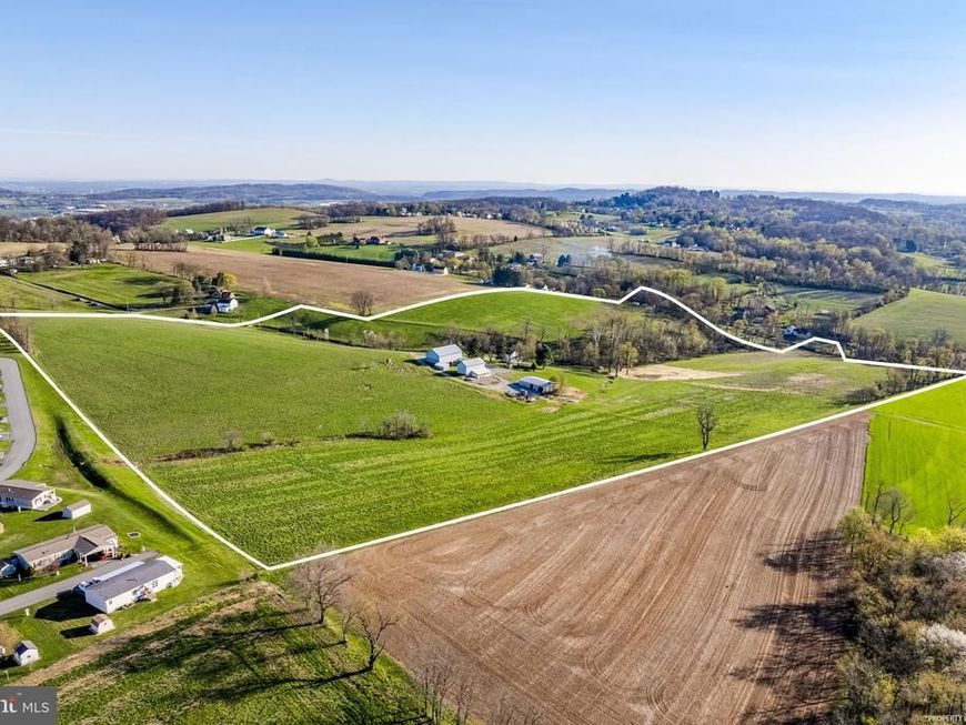 85 Tome Farms Lane , York, PA 17406 Main Photo