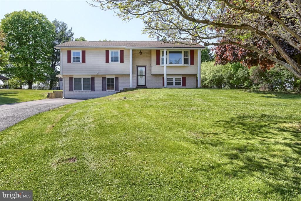 2351 ARMSTRONG VALLEY ROAD, HALIFAX, PA 17032