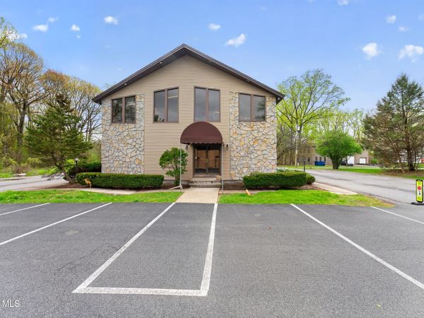 6 Walker Way, Albany, NY 12205