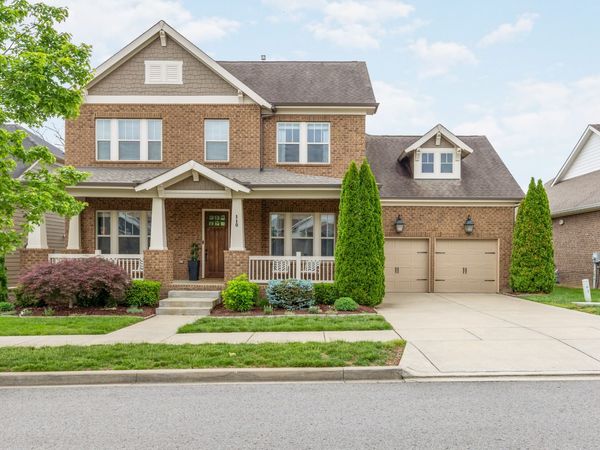 110 Ashington Cir , Hendersonville, TN 37075