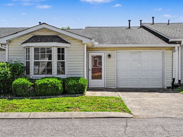 122 Pepper Grove Dr , Springfield, TN 37172