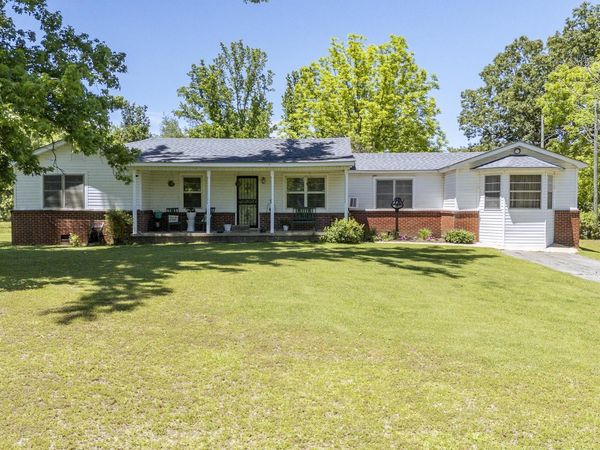 2884 SANDY FLAT RD , Bethel Springs, TN 38315
