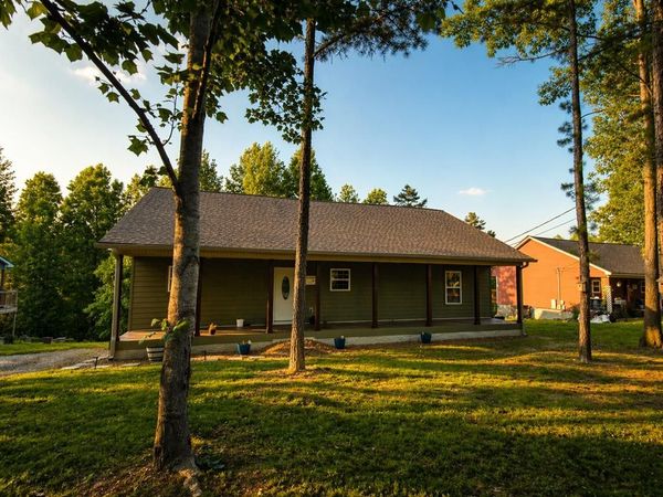225 Antler Dr , Smithville, TN 37166