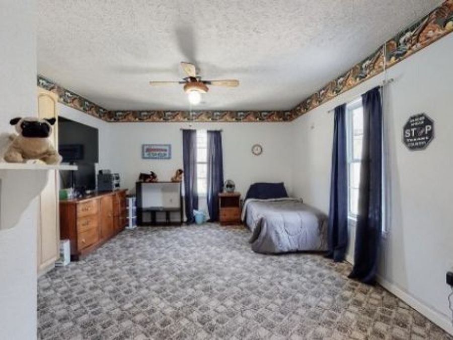 Property Image 35
