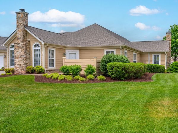 2215 Bridgeway St, Murfreesboro, TN 37128
