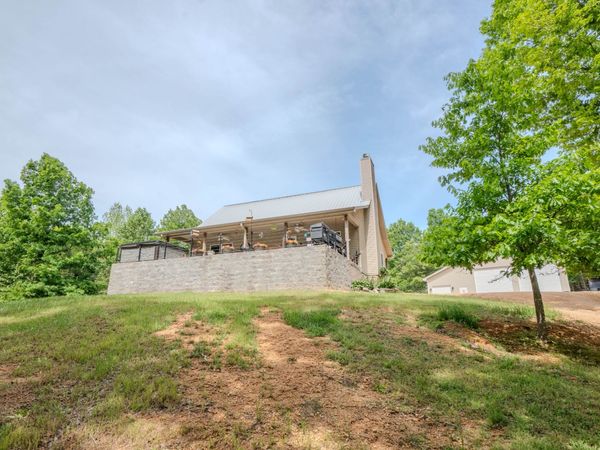 1211 Bundrant Hollow Rd , Waynesboro, TN 38485