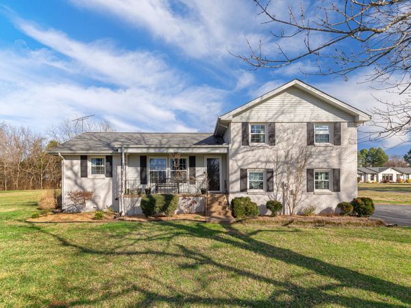 9576 Mullens Rd , Arrington, TN 37014