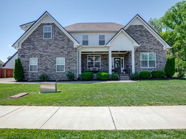 216 Kelbrook Dr , Nolensville, TN 37135