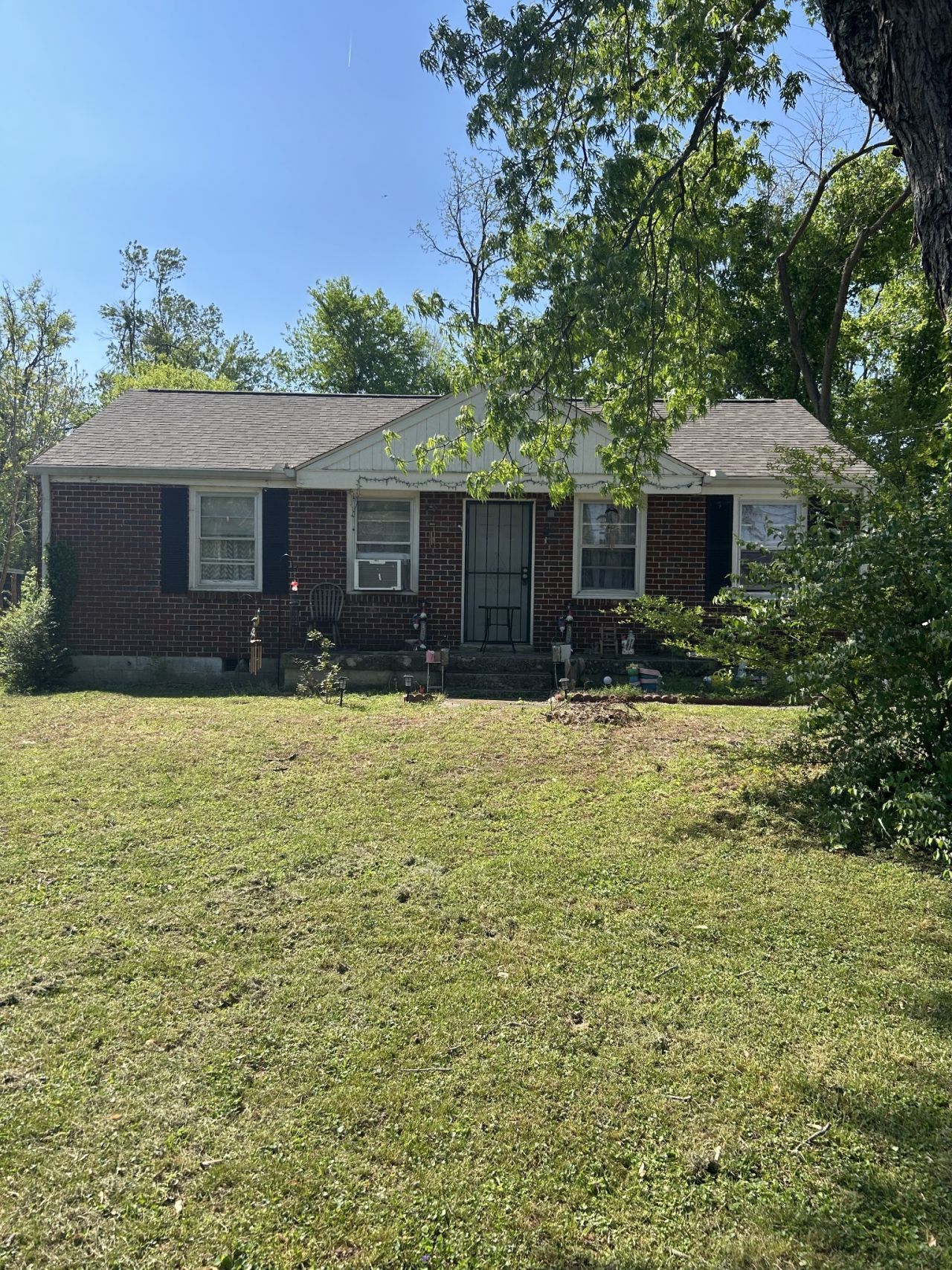 2926 Ironwood Dr, Nashville, TN 37214 Main Photo