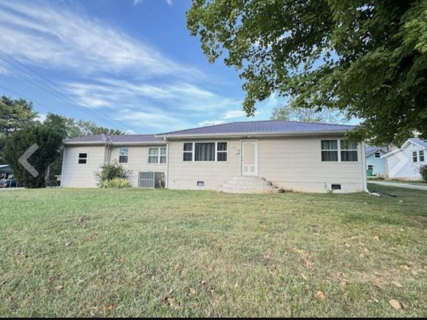 1010 N High St , Winchester, TN 37398