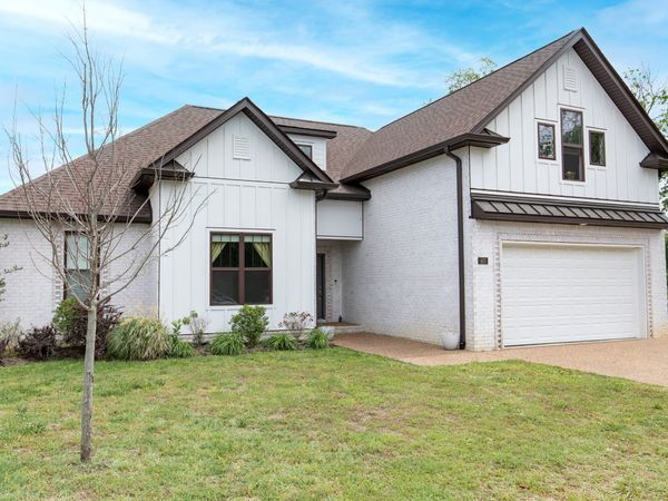 405 Hunter Bryce Ln, Lebanon, TN 37087