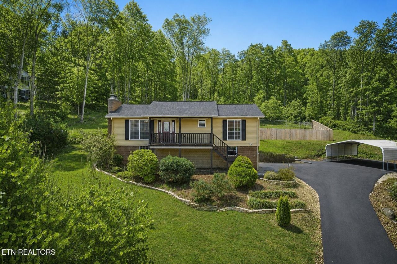 124 Walnut Drive, Rogersville, TN 37857 Main Photo