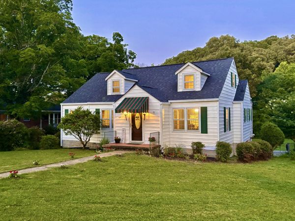 106 S Germantown Road , Chattanooga, TN 37411