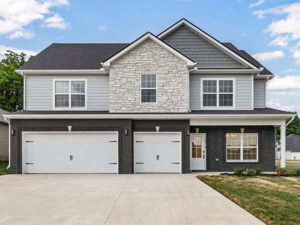 2563 Rafiki Dr , Clarksville, TN 37042