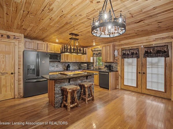 6485 Tucker Road, Eaton Rapids, MI 48827