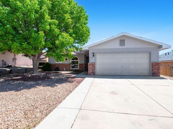 20 Aldea Place , Los Lunas, NM 87031