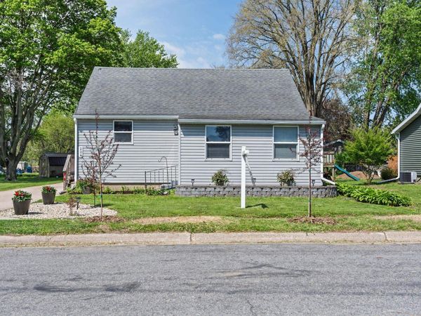 204 S 1st Street, Brooklyn, WI 53521