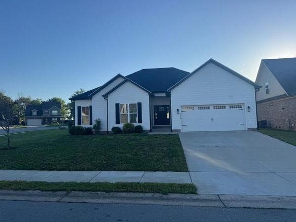 2768 Winstar Court , Bowling Green, KY 42104