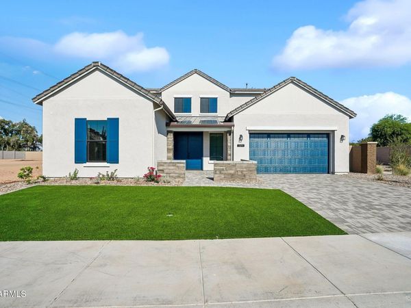 329 N SILVERADO Street, Gilbert, AZ 85234