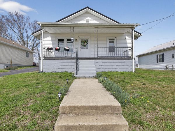 1121 Mcneil Street, Bristol, VA 24201