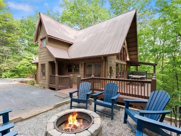 53 Elm Ridge Drive , Cleveland, GA 30528