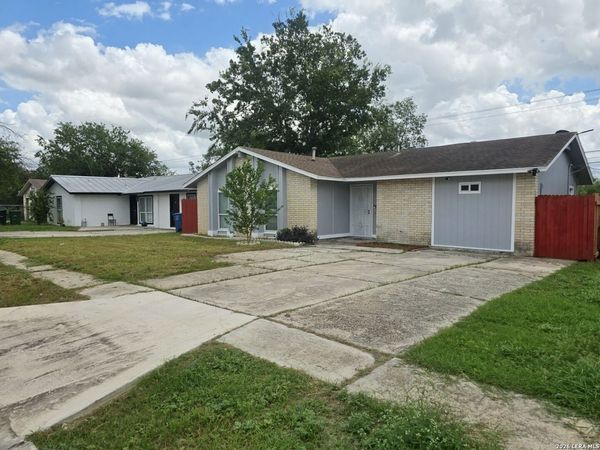 5526 Ghost Hawk, San Antonio, TX 78242