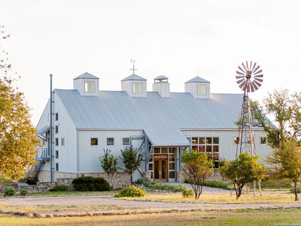 1213 Kott Rd, Fredericksburg, TX 78624