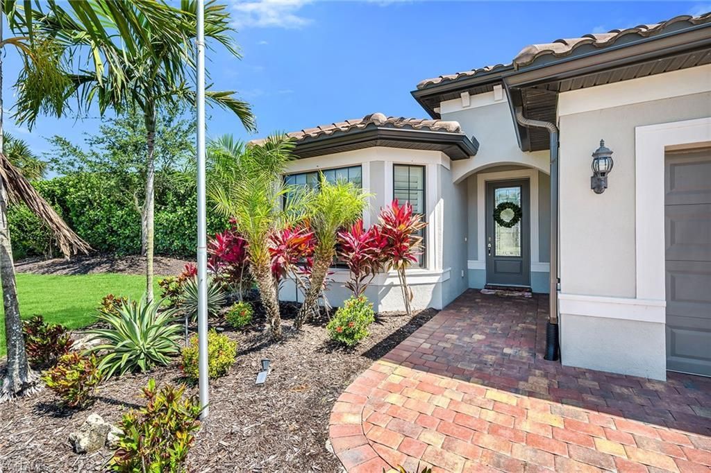 6787 Pennyroyal Dr, Naples, FL 34114 Photo