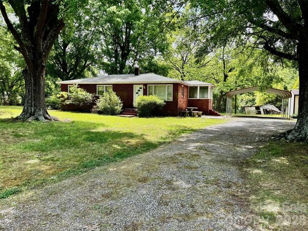 1923 Campbell Road, Newton, NC 28658