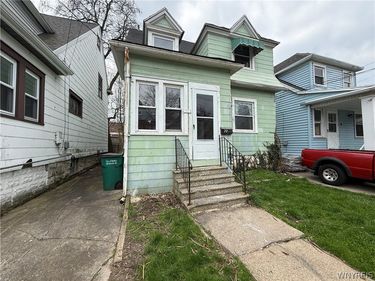 77 Mayer Avenue, Buffalo, NY 14207