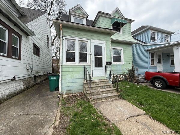 77 Mayer Avenue , Buffalo, NY 14207