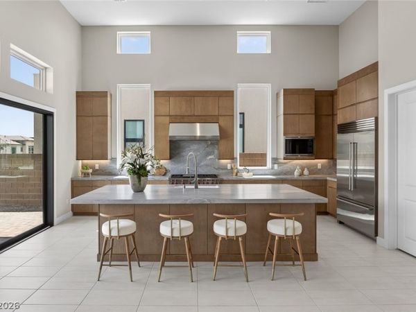 5064 High Hill Street , Las Vegas, NV 89135