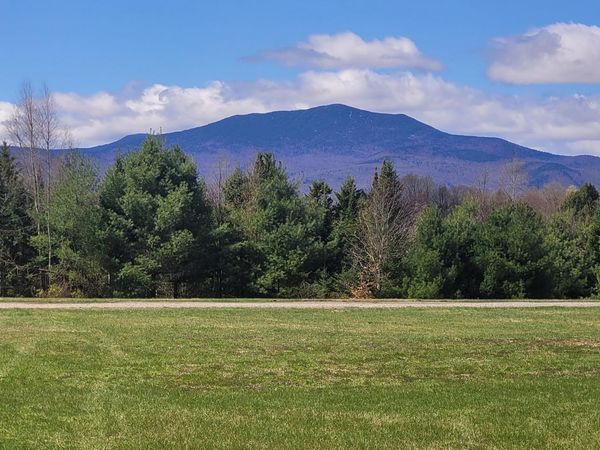 102 River Bend Meadow Drive, Hyde Park, VT 05655