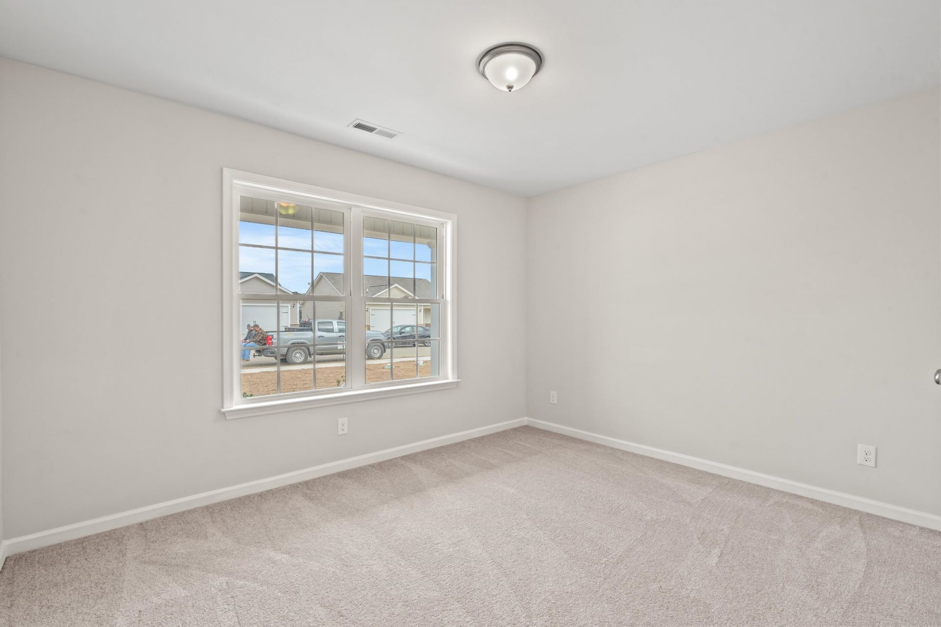 908 Woodside Dr. Photo 11