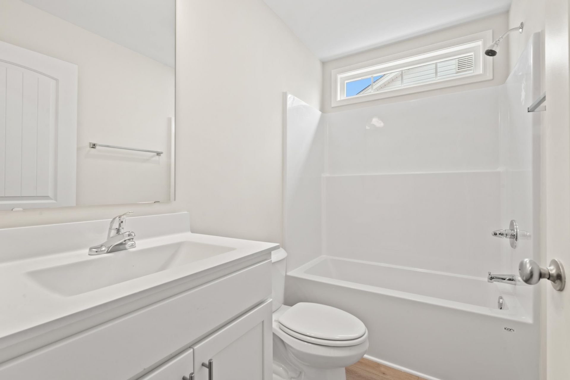 908 Woodside Dr. Photo 12
