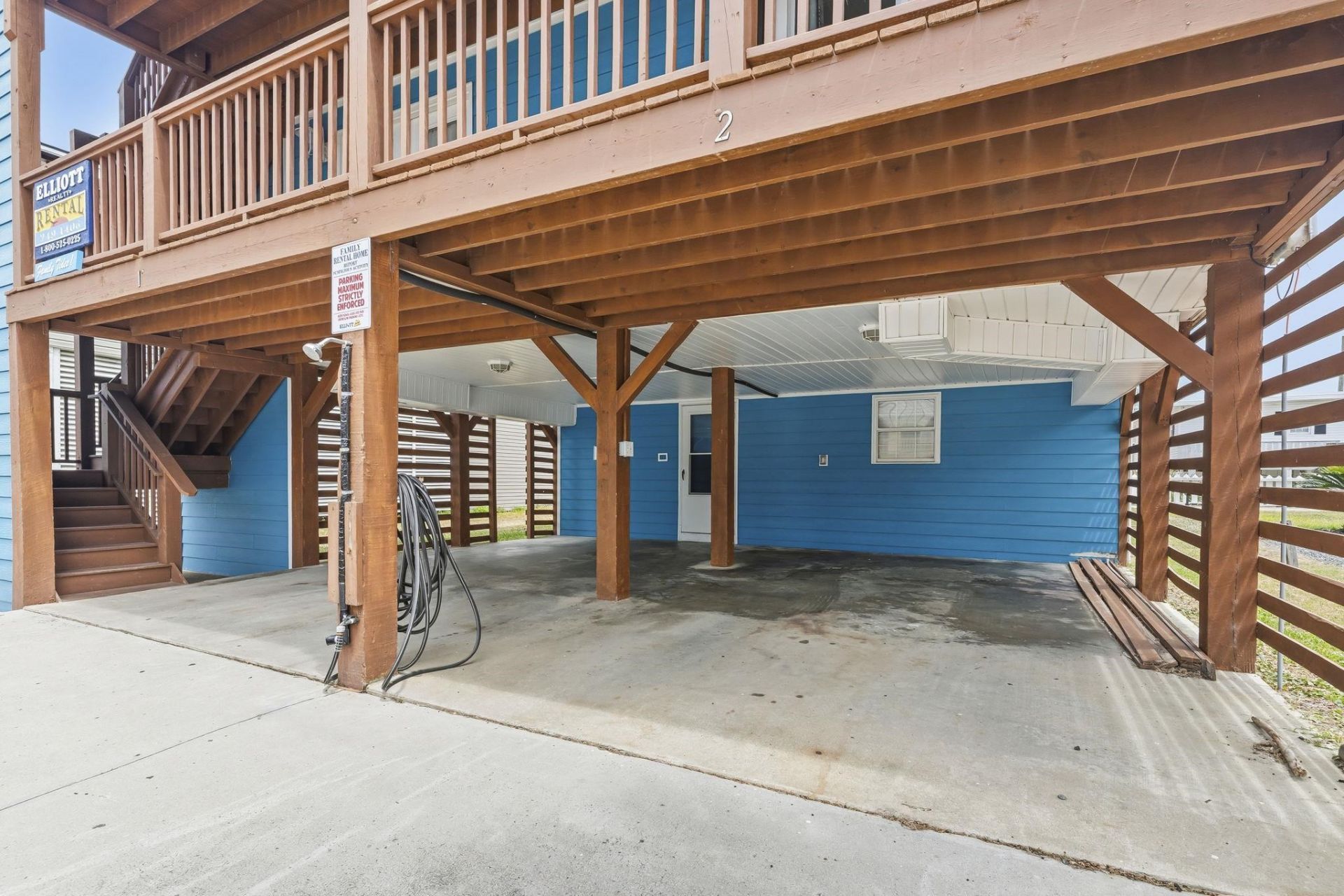 206 30th Ave. N Photo 4